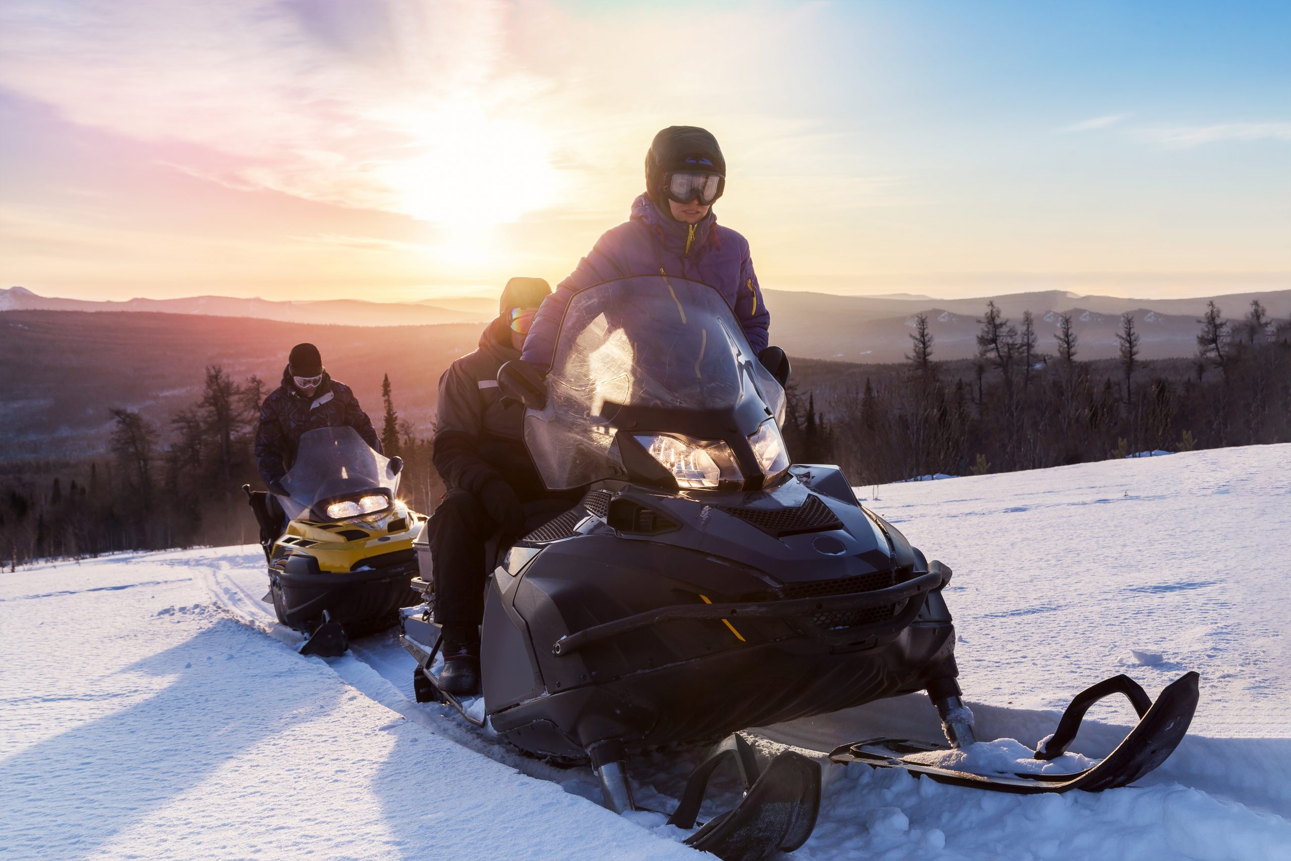 7 Ways to Stay Safe While Snowmobiling